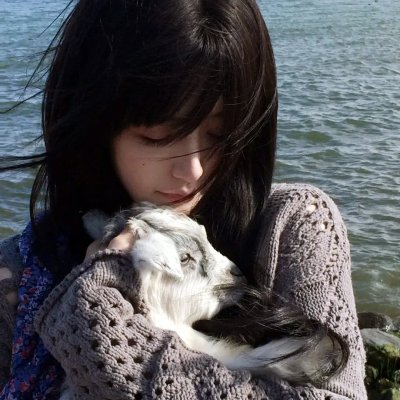 全员偷听假千金心声，她成团宠了